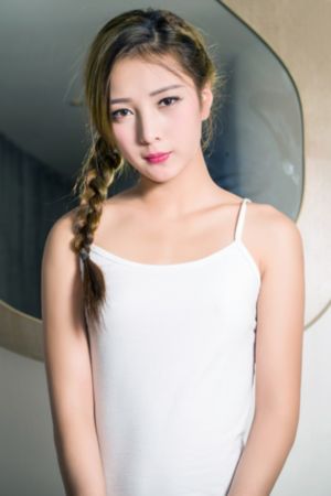 美女露出让男生揉的小说_全集无删减版高清免费观看