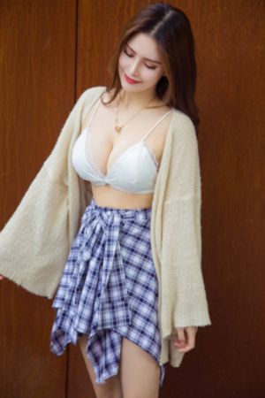 漂亮的秘书肉体bd_1080P超清在线观看