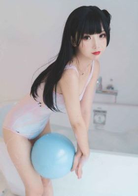 胸部丰满的妈妈_BD免费观看超清